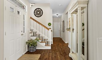 28 Hannah Lee Rd, Barnegat, NJ 08005