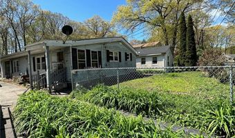 8 Buona Vista Ave, Johnston, RI 02919