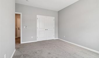 10 Steele Blvd 202, Berlin, CT 06037