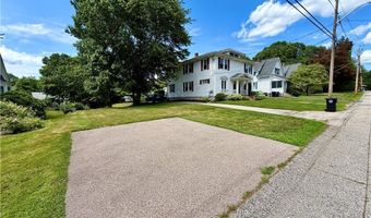 47 Homestead Ave, North Smithfield, RI 02896