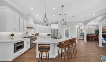 6203 MARBELLA Blvd, Apollo Beach, FL 33572