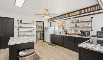 65 Mallette Dr, Belen, NM 87002