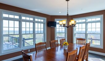 6 Crescent Dr, Bow, NH 03304