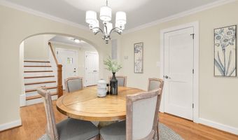 811 26TH Pl S, Arlington, VA 22202