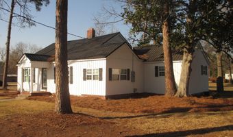 390 Bay St, Baxley, GA 31513