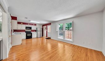 444 Kingswood Ct, Albany, GA 31707