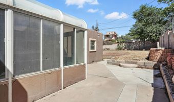 1632 Columbia Dr SE, Albuquerque, NM 87106