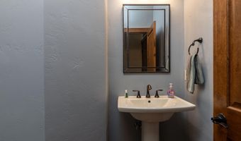 1101 W STARVIEW Ct, Appleton, WI 54913