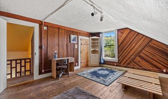 3245 W End Rd, Arcata, CA 95521