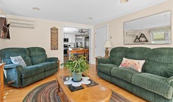 76 W Allenton Rd, North Kingstown, RI 02852
