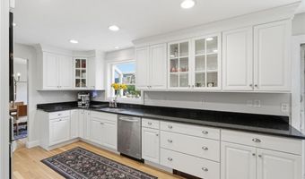20 Sherman Ave, Bristol, RI 02809
