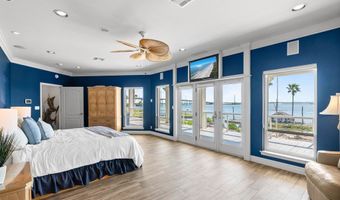 134 Bay Harbor Dr, Aransas Pass, TX 78336