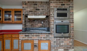 21970 Bean Rd E, Athens, AL 35613