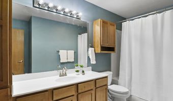7225 Blue Maple Trl, Madison, WI 53719