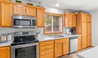 5831 157th Ln NW, Anoka, MN 55303