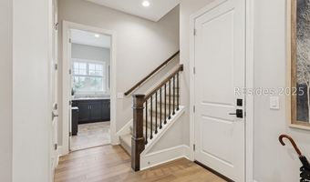 7 Spring Hill Ct, Bluffton, SC 29910