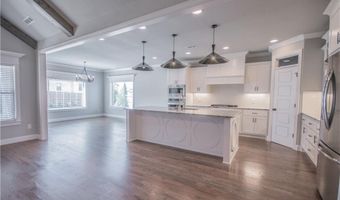 1610 Cherrie St, Centerton, AR 72719