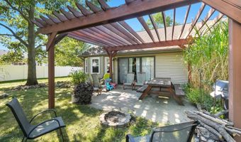 1414 Duesenberg Dr, Auburn, IN 46706