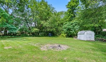 6170 Oberlin Rd, Amherst, OH 44001