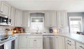 336 S 6th St, Albion, NE 68620
