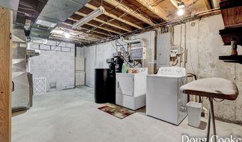 10574 88th Ave, Allendale, MI 49401