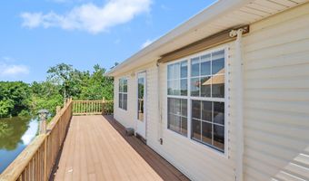 10019 E Bayou Rd, Bay St. Louis, MS 39520