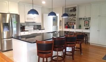 27 Sanderling Way, Middletown, RI 02842