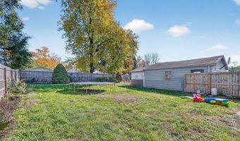 301 13th Ave NW, Altoona, IA 50009