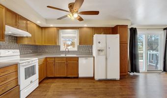 10 HEIGHTS Ct, Abbottstown, PA 17301
