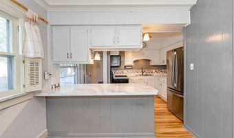 1001 42nd St, Des Moines, IA 50311