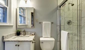 5704 RADNOR Ct, Bethesda, MD 20817