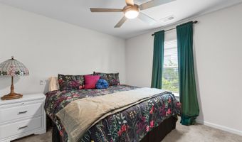 628 Woodland Farms Cir, Aynor, SC 29511