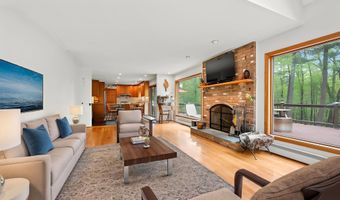 104 Barnes Hill Rd, Burlington, CT 06013