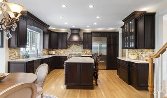 134 Kingswood Dr, Avon, CT 06001