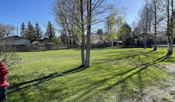 325 1ST N St, Cokeville, WY 83114