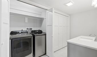 29 Calumet Ave, Johnston, RI 02919