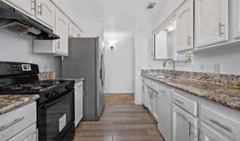 14291 Rosemary Cir, Armona, CA 93202