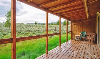 31 Posten Rd, Cody, WY 82414