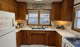 321 State St, Ackley, IA 50601