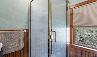 2245 Colestin Rd, Ashland, OR 97520