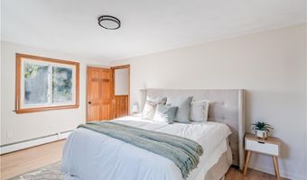 37 Phillip St, Coventry, RI 02816