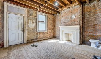 431 E Carson St, Airville, PA 15203