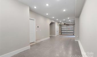 743 Anderson St, Charlotte, NC 28205