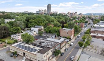 493 S Pearl St, Albany, NY 12202