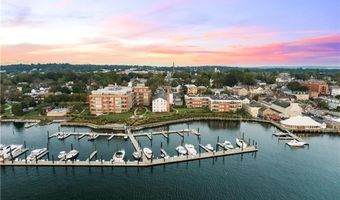 341 Thames St 209 S, Bristol, RI 02809