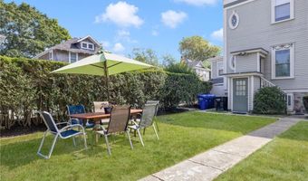 20 Berkeley Ave 2, Newport, RI 02840
