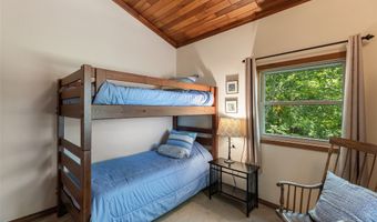 471 Rivard Rd, Glenville, NC 28736