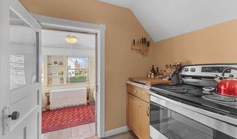 42-44 Oak St, Burlington, VT 05401