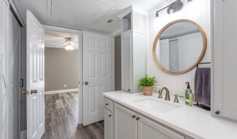 16301 Ledgemont Ln 283, Addison, TX 75001
