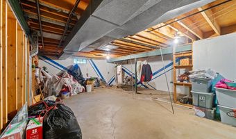 3456 Briarwood Ln, Austintown, OH 44511